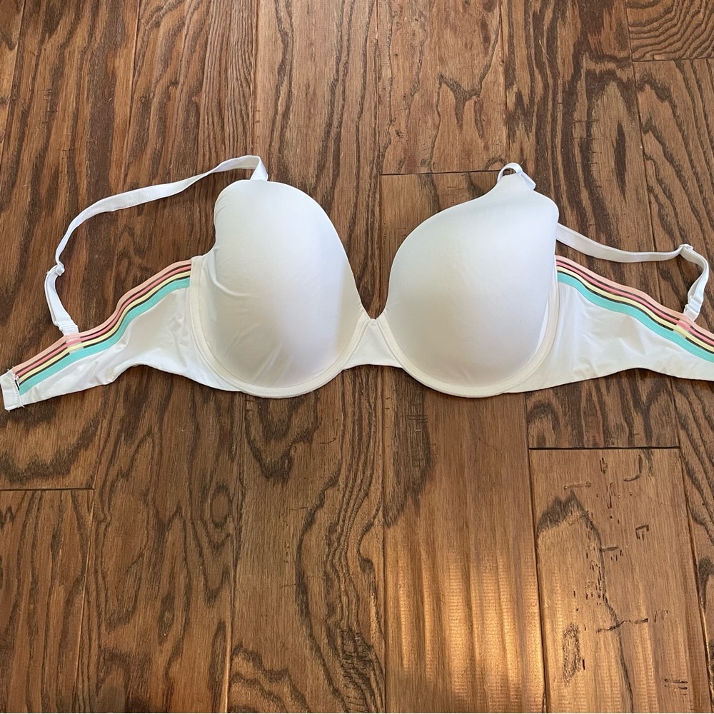 White Victorias Secret bra